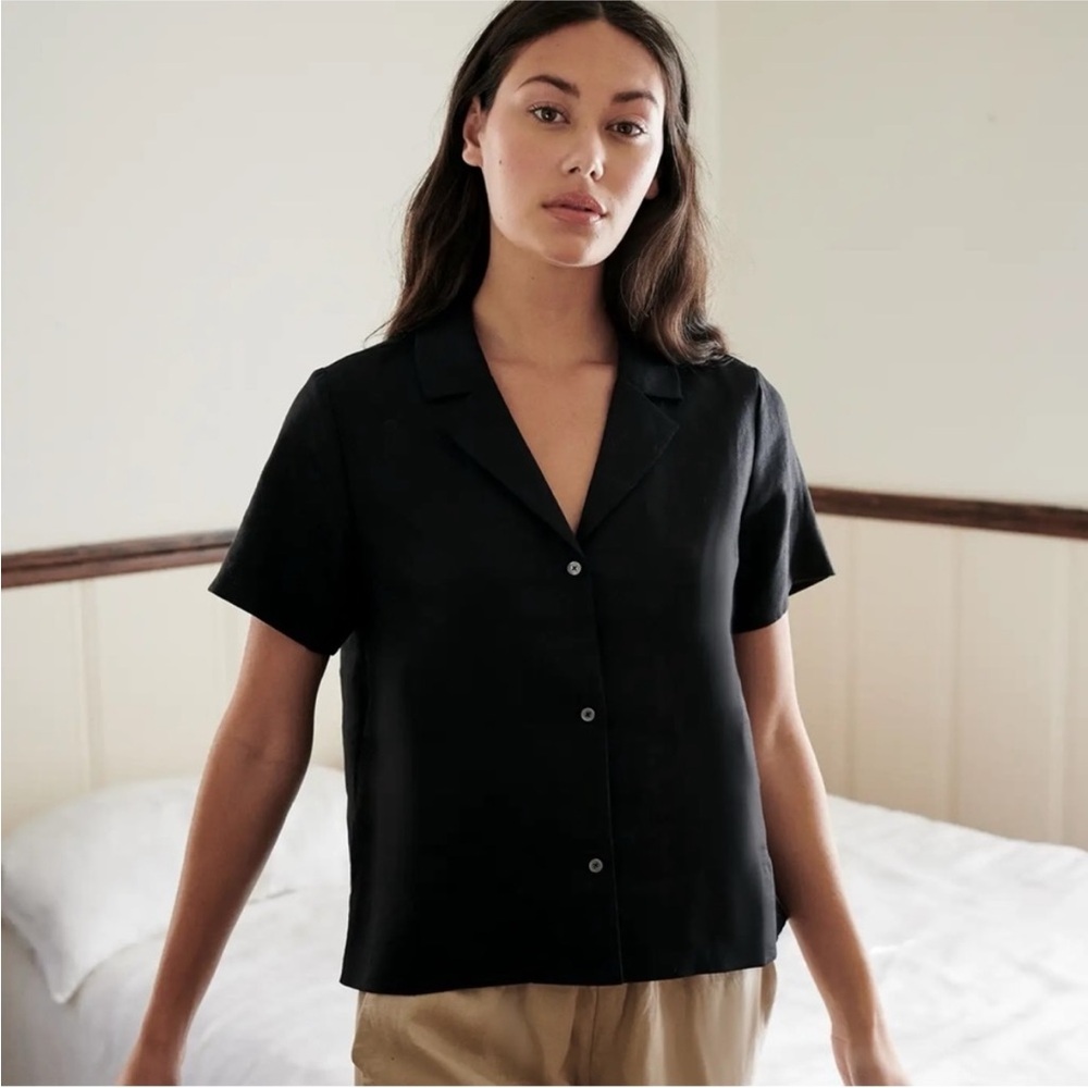 Quince | Black Short-Sleeve Button-Down | M